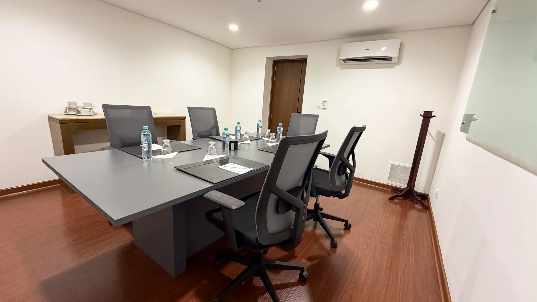 Salón El Rincón - Clarion Hotel & Suites